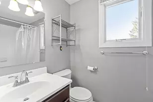 43 Brickett Hill Cir, Haverhill, MA 01830 - Photo 27