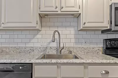 43 Brickett Hill Circle #43, Haverhill, MA 01830 - Photo 9