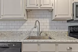43 Brickett Hill Cir, Haverhill, MA 01830 - Photo 9