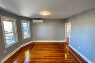 11 Dudley St, Cambridge, MA 02140 - Photo 5