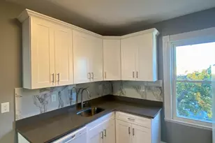 11 Dudley St, Cambridge, MA 02140 - Photo 3