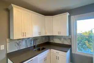 11 Dudley St, Cambridge, MA 02140 - Photo 3
