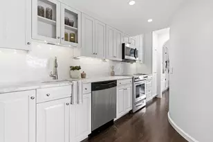 124 Beacon, Boston, MA 02116 - Photo 7