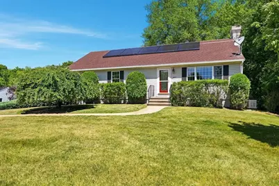 360 Woodland, Seekonk, MA 02771 - Photo 3
