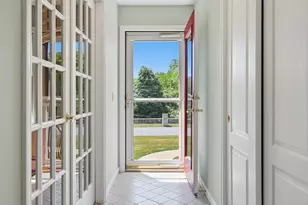 360 Woodland, Seekonk, MA 02771 - Photo 5