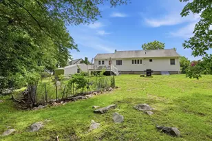 16 Gloria Rd, Randolph, MA 02368 - Photo 5