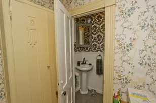 2 Crescent Hill, Springfield, MA 01105 - Photo 33