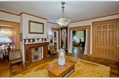 2 Crescent Hl, Springfield, MA 01105 - Photo 17