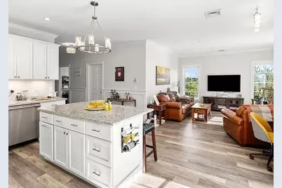112 Main #8, Amesbury, MA 01913 - Photo 5