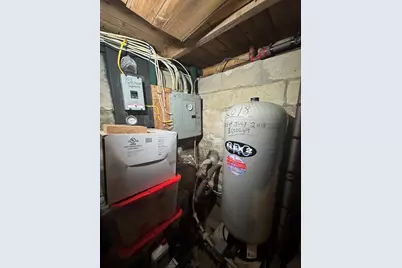 51 Powder House Ave, Haverhill, MA 01830 - Photo 9