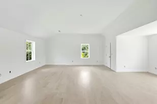 2 Jeffrey Dr, West Bridgewater, MA 02379 - Photo 25