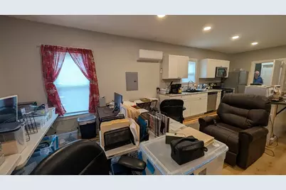 155 Purchase St, New Bedford, MA 02740 - Photo 3
