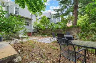 9 Hall St, Somerville, MA 02144 - Photo 21