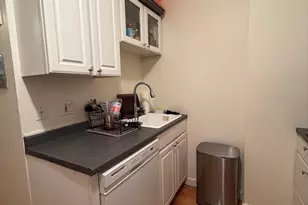 276 Cambridge St, Boston, MA 02114 - Photo 7