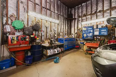 634 Winthrop St, Taunton, MA 02780 - Photo 23
