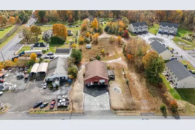 634 Winthrop St, Taunton, MA 02780 - Photo 5