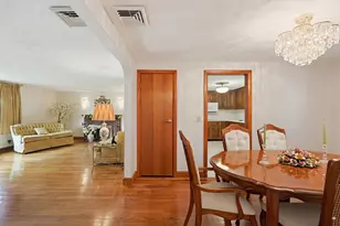 11 Preston St, Wakefield, MA 01880 - Photo 27