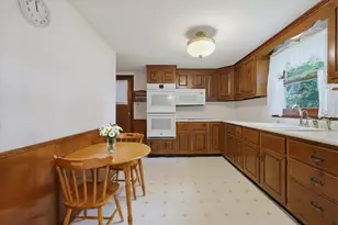 11 Preston St, Wakefield, MA 01880 - Photo 11