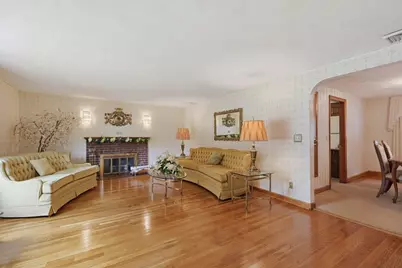11 Preston St, Wakefield, MA 01880 - Photo 9