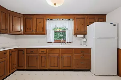 11 Preston St, Wakefield, MA 01880 - Photo 15