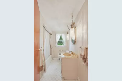11 Preston St, Wakefield, MA 01880 - Photo 19
