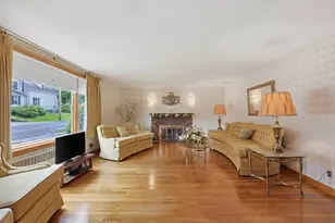 11 Preston St, Wakefield, MA 01880 - Photo 7