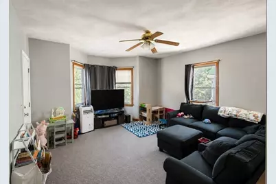 552 Alden St, Fall River, MA 02723 - Photo 9
