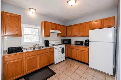 552 Alden St, Fall River, MA 02723 - Photo 5