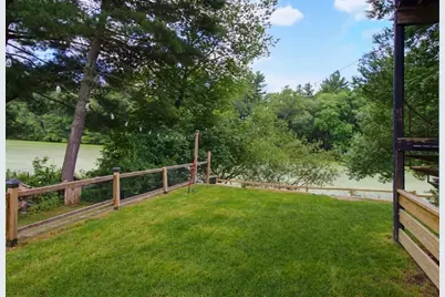 71 Box Pond Dr, Bellingham, MA 02019 - Photo 27
