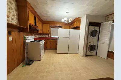 140 Pleasant Street, Weymouth, MA 02190 - Photo 17