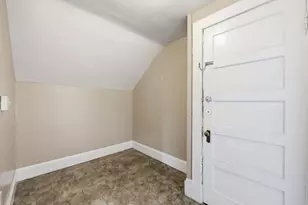 36 Belvidere St, Springfield, MA 01108 - Photo 23