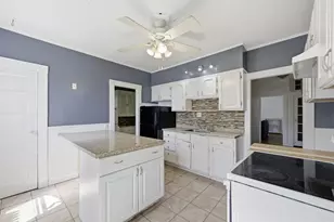 36 Belvidere St, Springfield, MA 01108 - Photo 5
