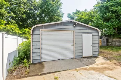 121 Dorset Street, Springfield, MA 01008 - Photo 39