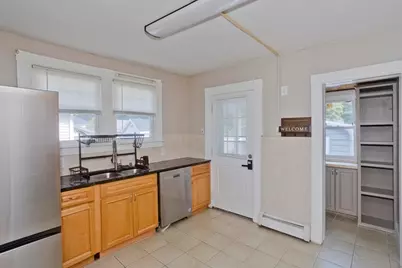 121 Dorset Street, Springfield, MA 01008 - Photo 11