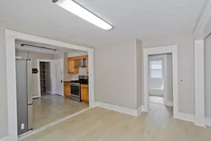 121 Dorset St, Springfield, MA 01008 - Photo 5