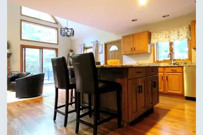14 Circle Dr, Dudley, MA 01571 - Photo 17