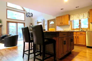 14 Circle Dr, Dudley, MA 01571 - Photo 17