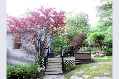 14 Circle Dr, Dudley, MA 01571 - Photo 7