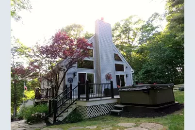 14 Circle Dr, Dudley, MA 01571 - Photo 3