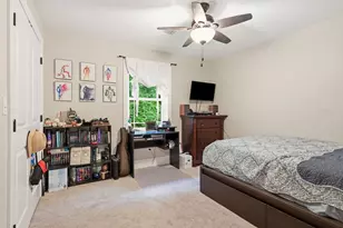 18 Pine St, Belchertown, MA 01007 - Photo 29