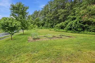 18 Pine St, Belchertown, MA 01007 - Photo 39