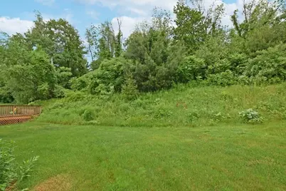 35 Fox Meadow Dr, Worcester, MA 01602 - Photo 23