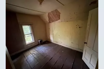 20 Hawthorne St, Springfield, MA 01105 - Photo 25