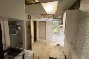 20 Hawthorne St, Springfield, MA 01105 - Photo 5