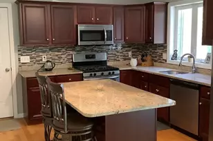 1677 Plymouth St, Bridgewater, MA 02324 - Photo 17