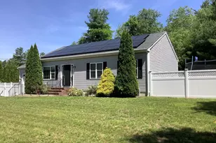 1677 Plymouth St, Bridgewater, MA 02324 - Photo 29