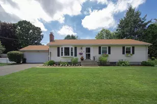 88 Meadowlark Dr, Longmeadow, MA 01106 - Photo 3