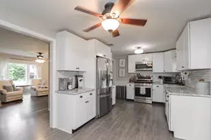 88 Meadowlark Dr, Longmeadow, MA 01106 - Photo 9