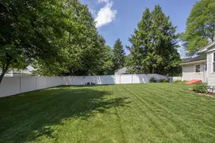 88 Meadowlark Dr, Longmeadow, MA 01106 - Photo 35
