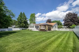 88 Meadowlark Dr, Longmeadow, MA 01106 - Photo 5